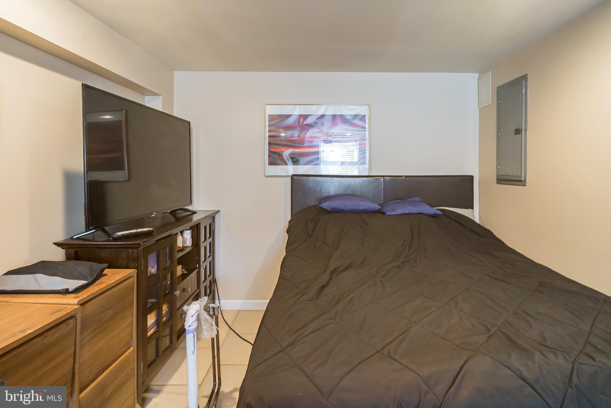 11052 Knights Road Philadelphia, PA 19154 - Photo 22 of 33