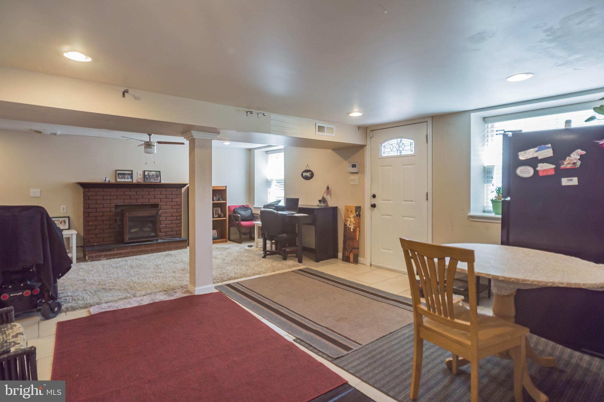 11052 Knights Road Philadelphia, PA 19154 - Photo 24 of 33