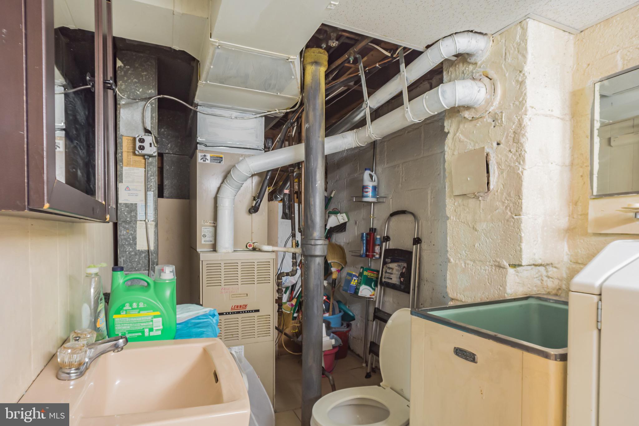 11052 Knights Road Philadelphia, PA 19154 - Photo 26 of 33