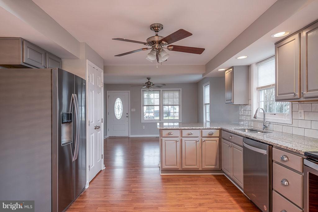 144 Little Whim Road Fredericksburg, VA 22405 - Photo 3 of 61