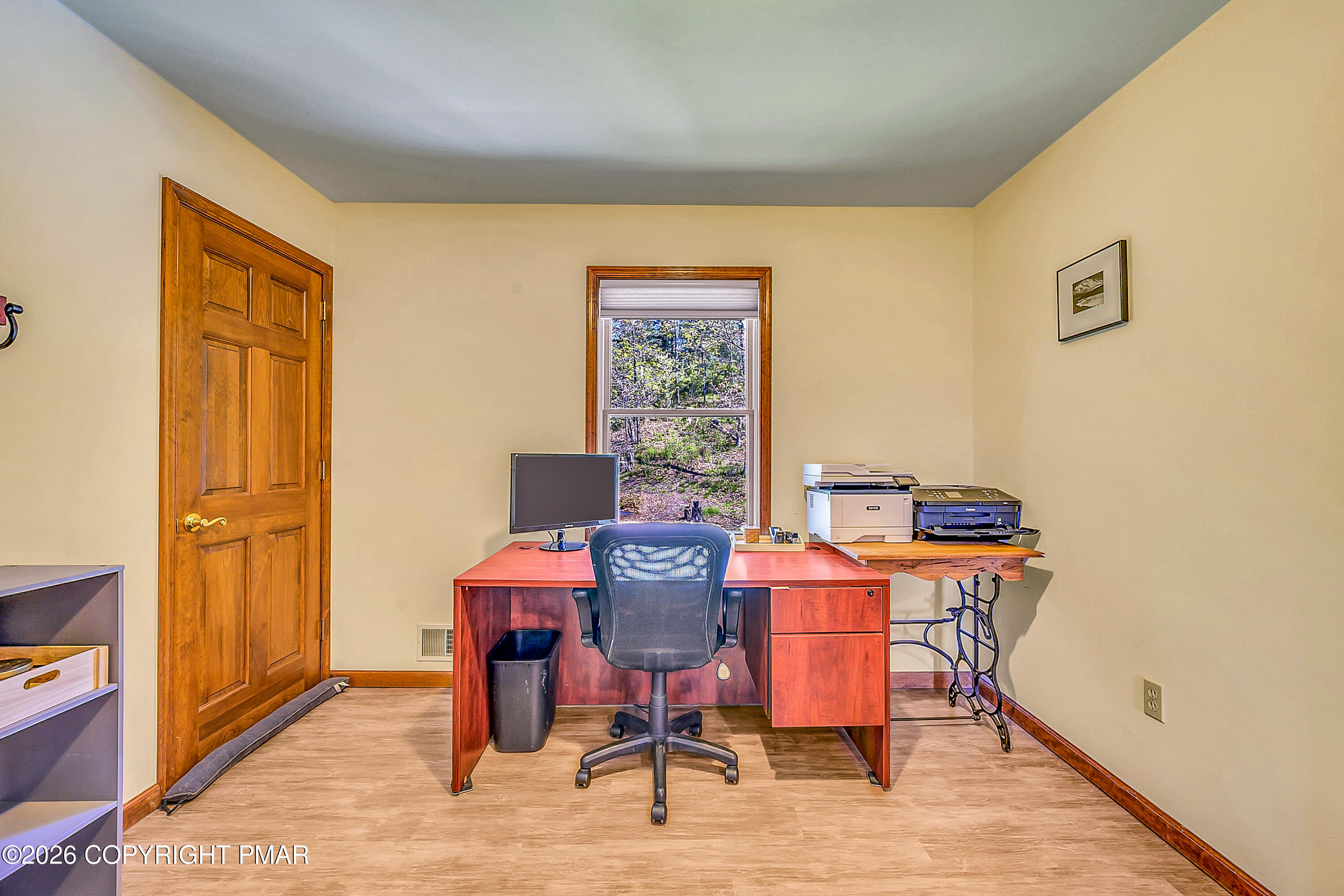 207 Smiley Lane Stroudsburg, PA 18360 - Photo 44 of 85 a workspace with furniture and window