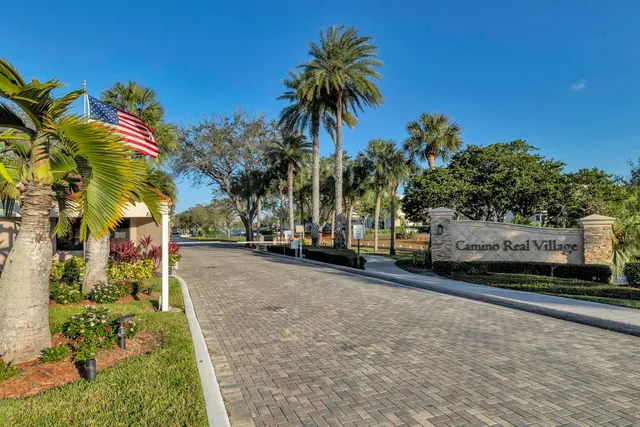 $280,000 | 5650 Camino Del Sol, Unit 205, Boca Raton, FL 33433