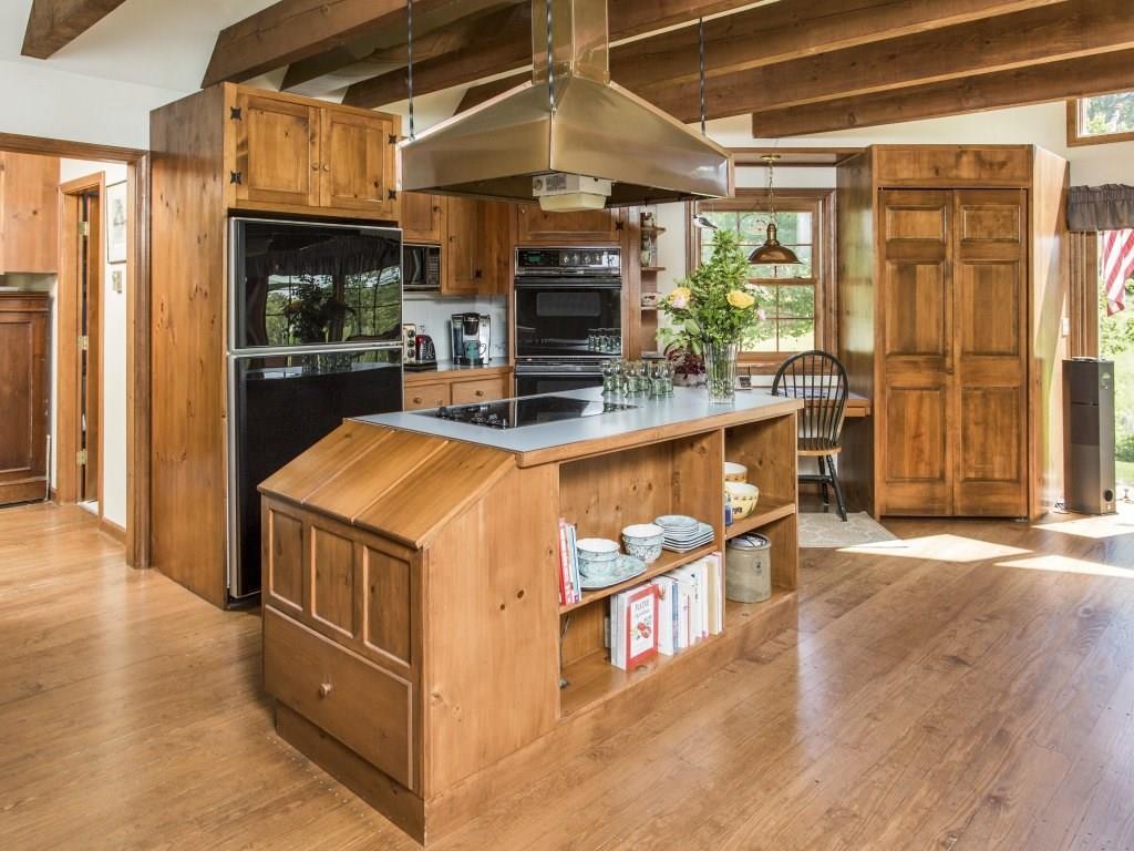 15 Eaton Road Boothbay Harbor, ME 04538 - Photo 12 of 33 Photo