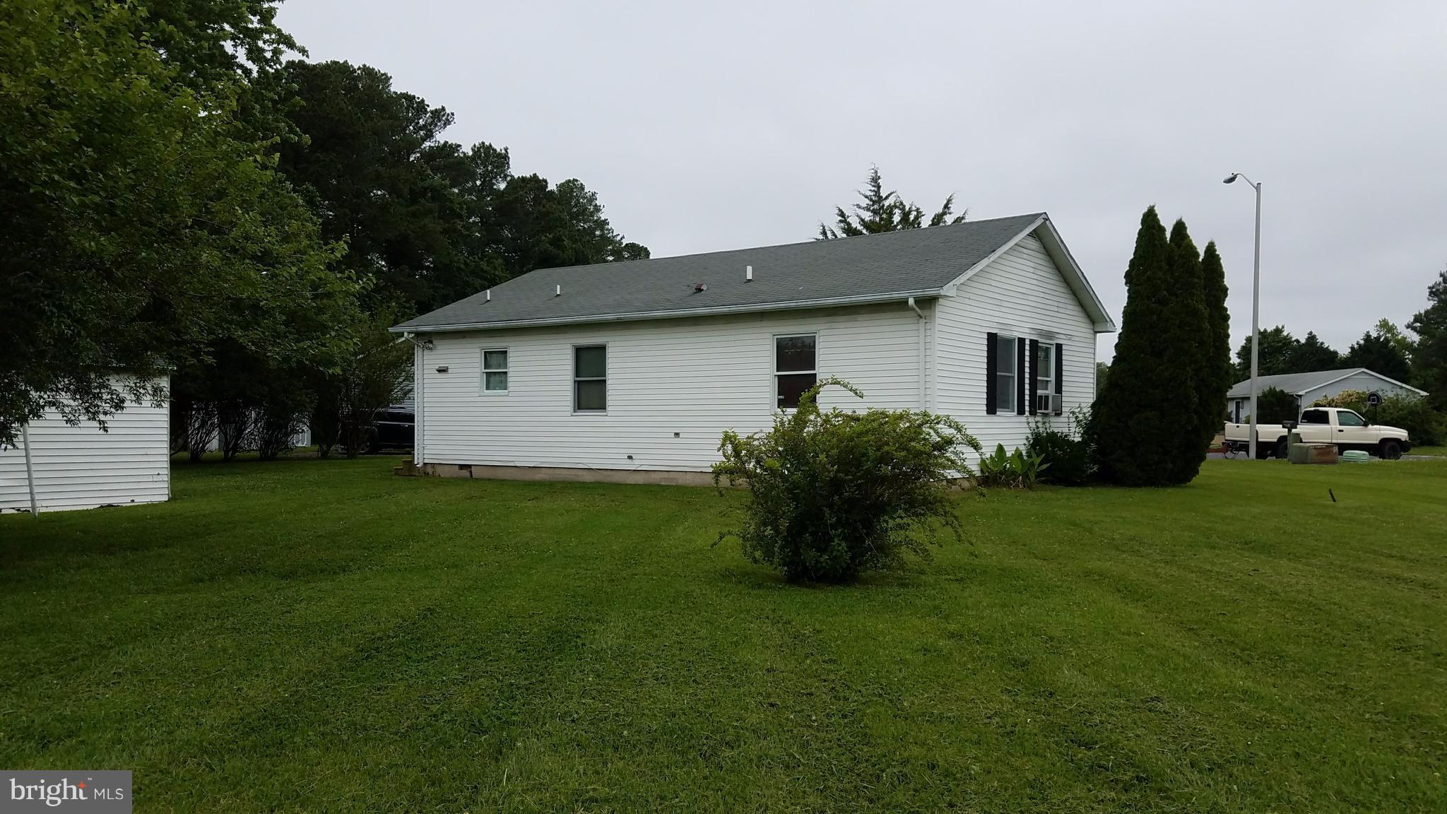 7 Patamoke Way Cambridge, MD 21613 - Photo 9 of 19 Large Backyard