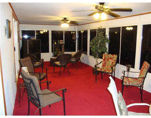 6 Bench Drive McKees Rocks, PA 15136 - Photo 6 of 13 Family Room.