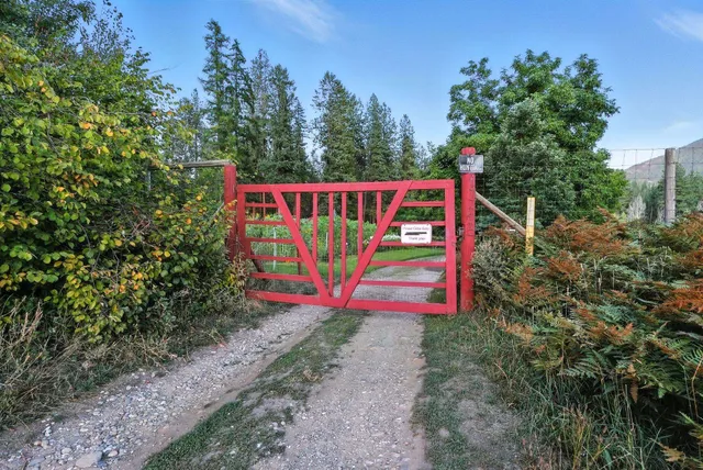 $1,875,000 | 3752 Vineyard Way, Kettle Falls, WA 99141