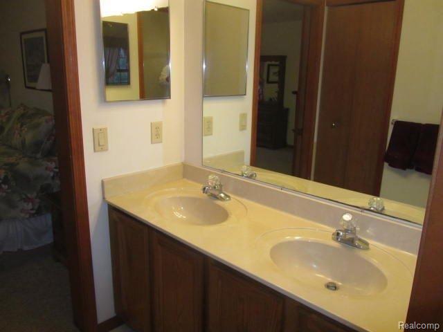 21044 31 Mile Road Ray, MI 48096 - Photo 20 of 29 2013-10-05 05.32.27.jpg
