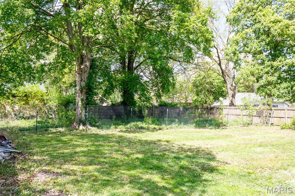 425 Rountree Street Hillsboro, IL 62049 - Photo 7 of 18 Gallery Image 7