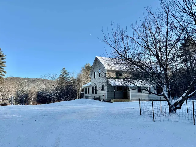 $649,000 | 916 Wiswall Hill Road, Townshend, VT 05353
