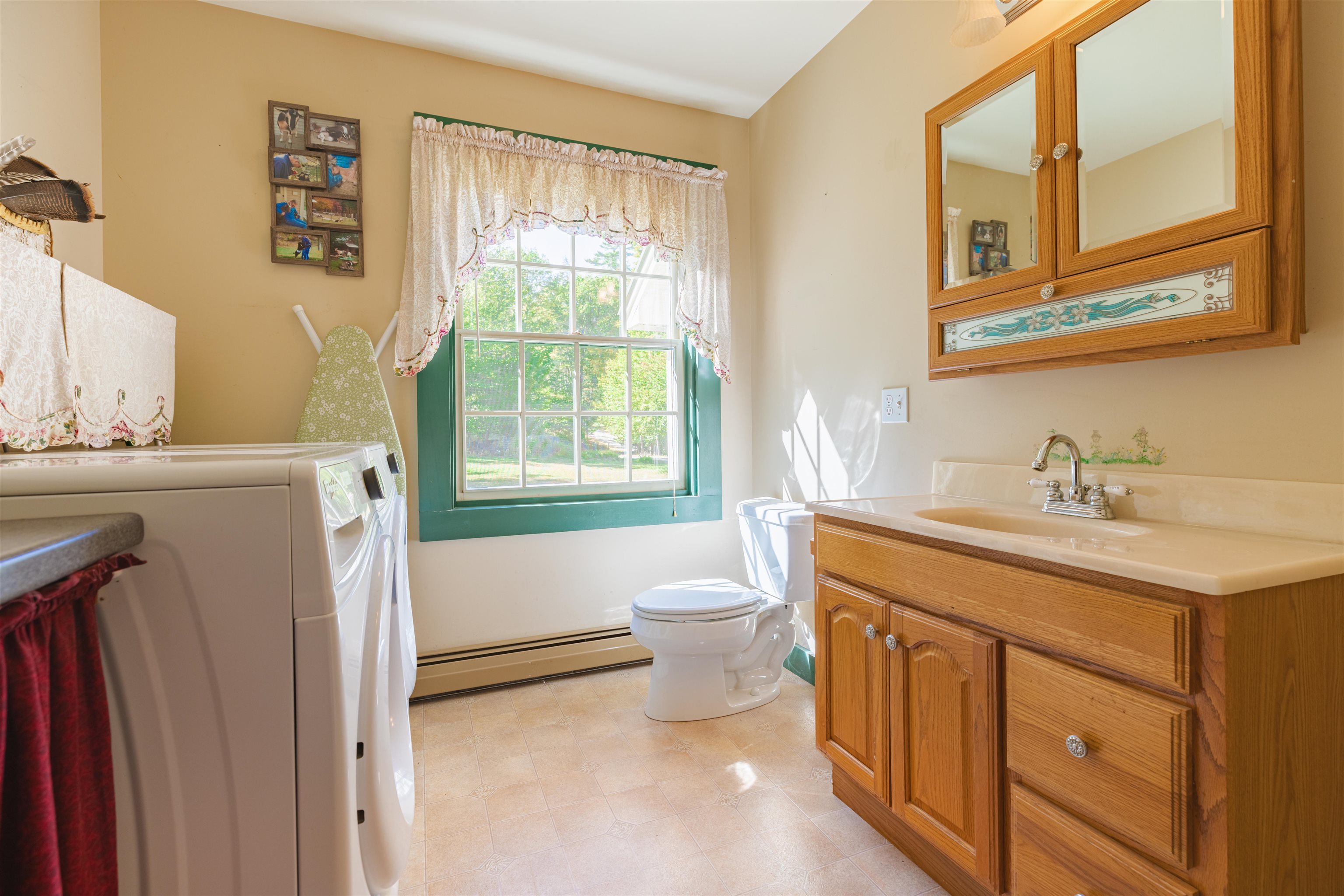 916 Wiswall Hill Road Townshend, VT 05353 - Photo 14 of 31