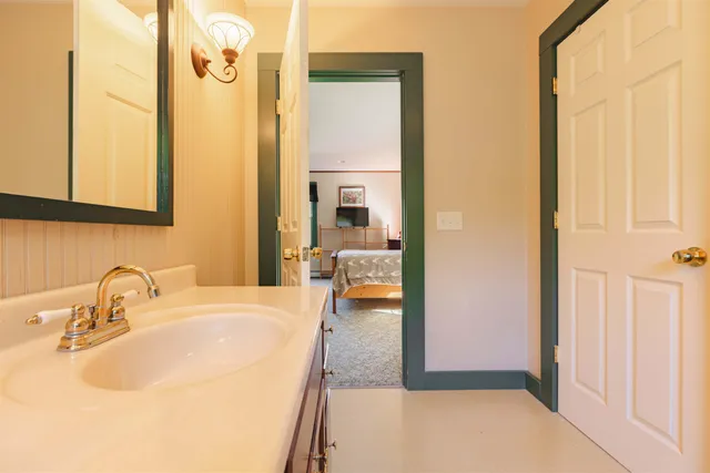 $649,000 | 916 Wiswall Hill Road, Townshend, VT 05353