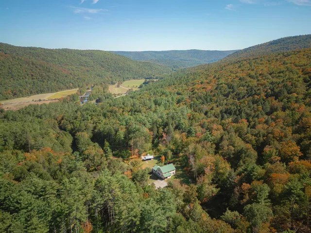 $649,000 | 916 Wiswall Hill Road, Townshend, VT 05353