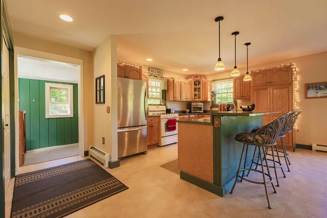 $649,000 | 916 Wiswall Hill Road, Townshend, VT 05353