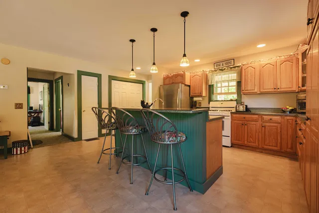 $649,000 | 916 Wiswall Hill Road, Townshend, VT 05353