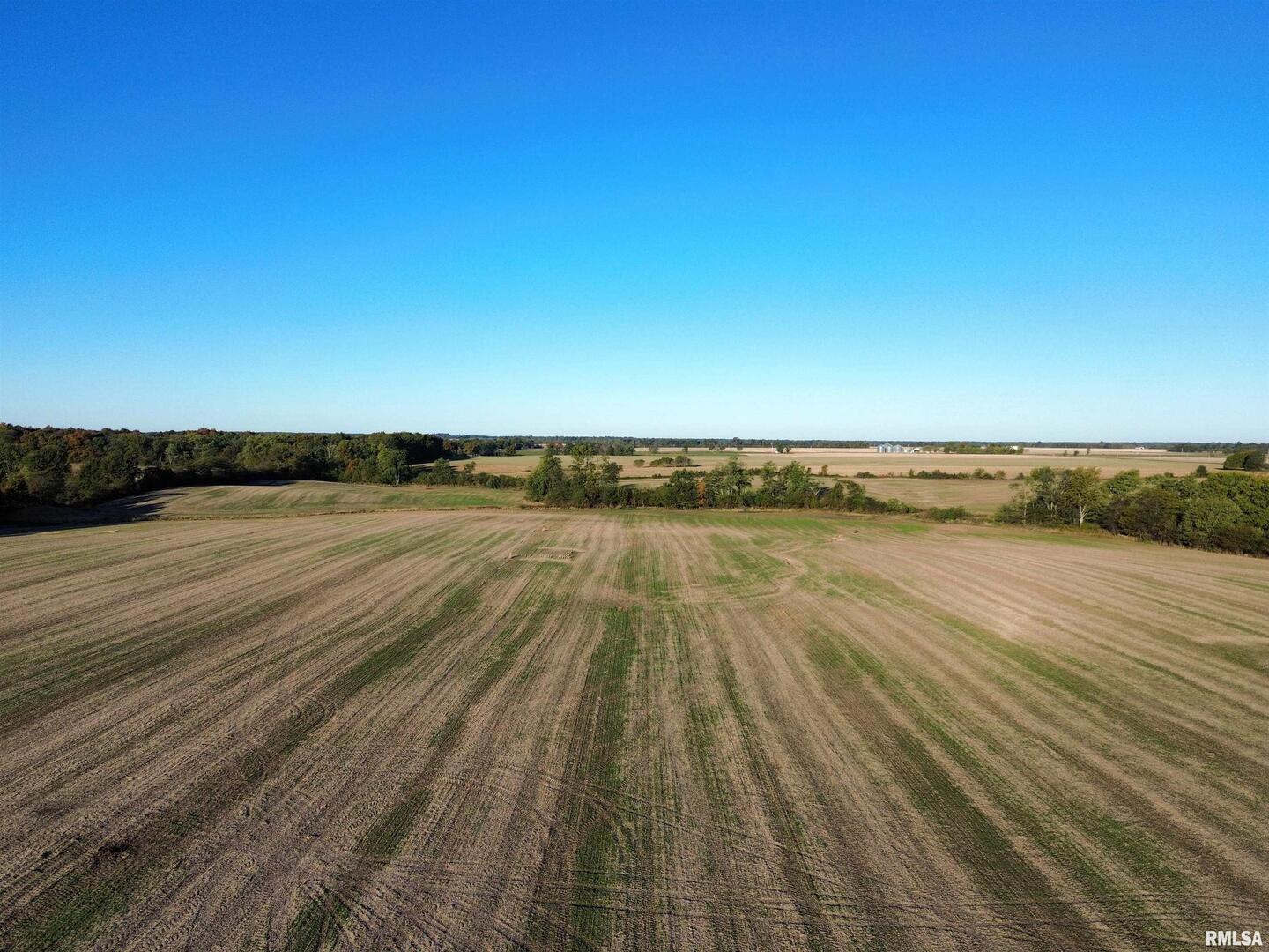0 County Road 2100 N County Road Cisne, IL 62823 - Photo 4 of 20 a view of an ocean