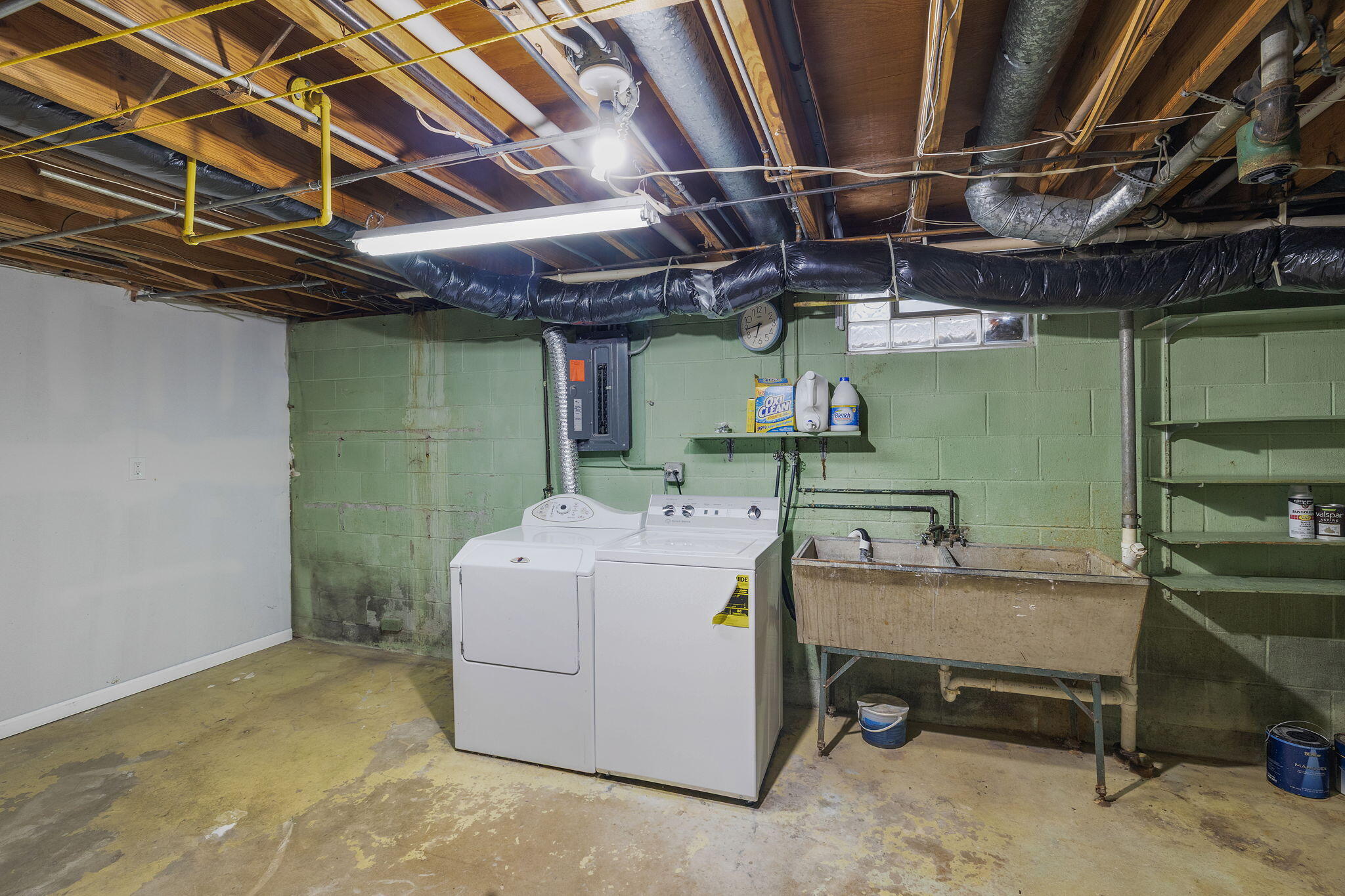 218 West 38th Court Griffith, IN 46319 - Photo 19 of 23 a utility room with dryer and washer