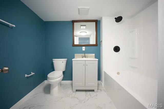 $440,000 | 205 Eisenhower Boulevard, Troy, IL 62294