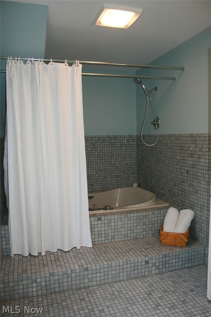 2217 Middleton Road Hudson, OH 44236 - Photo 18 of 31 Gallery Image 18