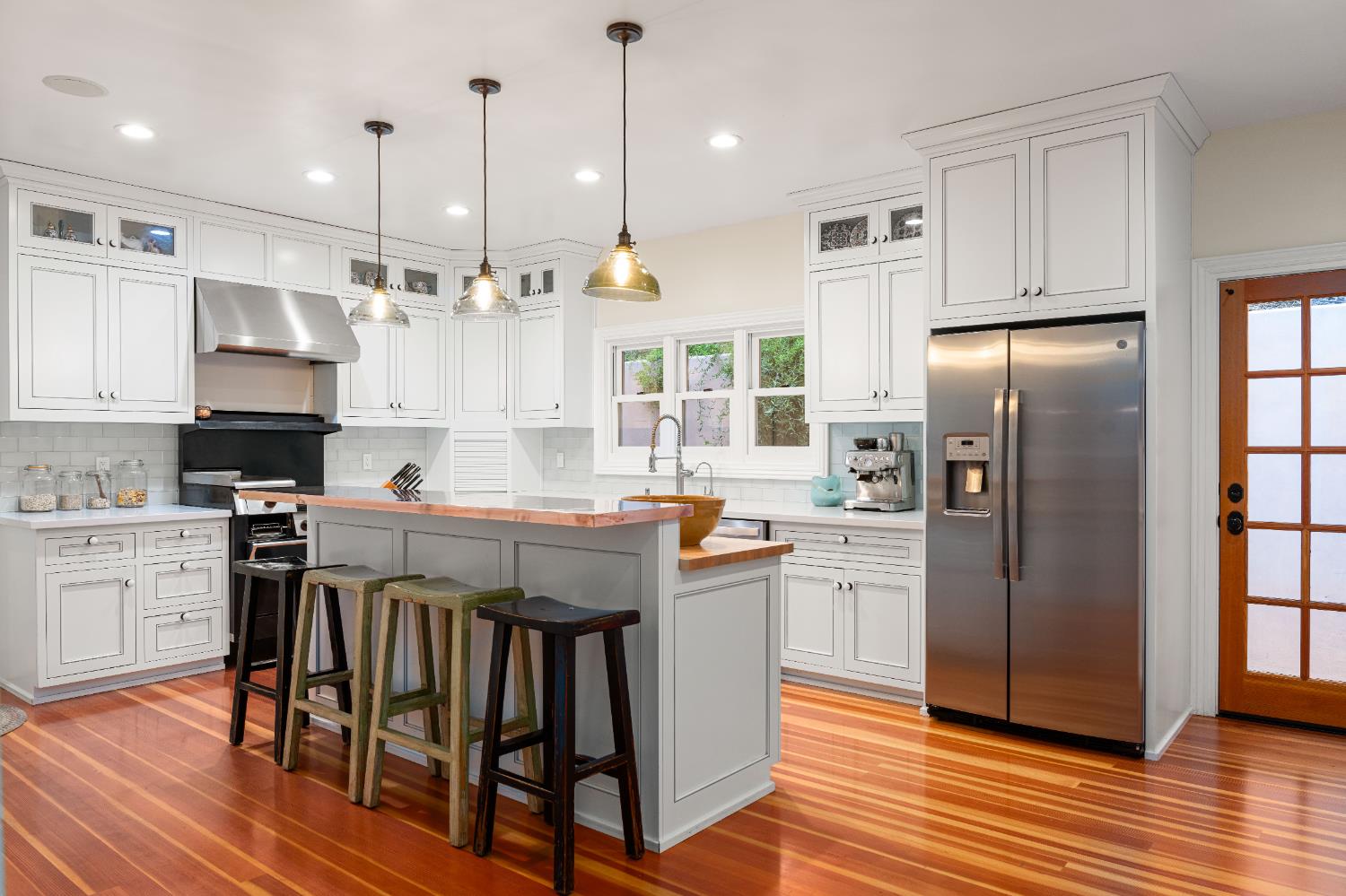 990 Thompson Way Placerville, CA 95667 - Photo 6 of 70