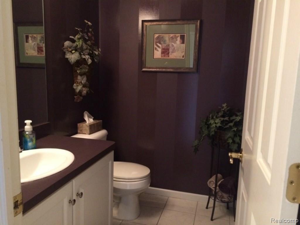 1398 Kentfield Drive Rochester, MI 48307 - Photo 10 of 25 891-55686fe98bfd0.jpg