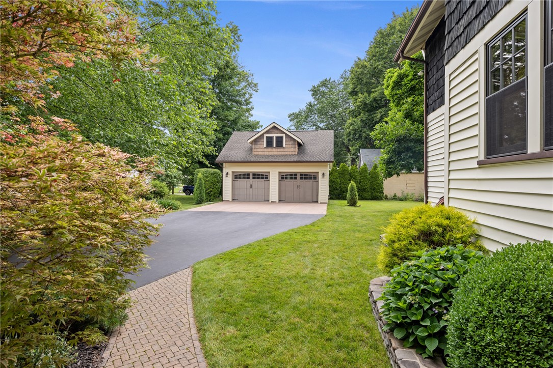 489 Helendale Road Irondequoit, NY 14609 - Photo 7 of 50