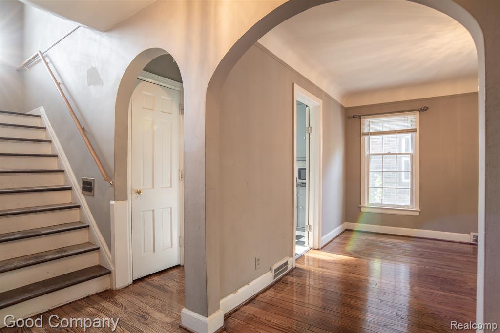 20121 Briarcliff Road Detroit, MI 48221 - Photo 12 of 31