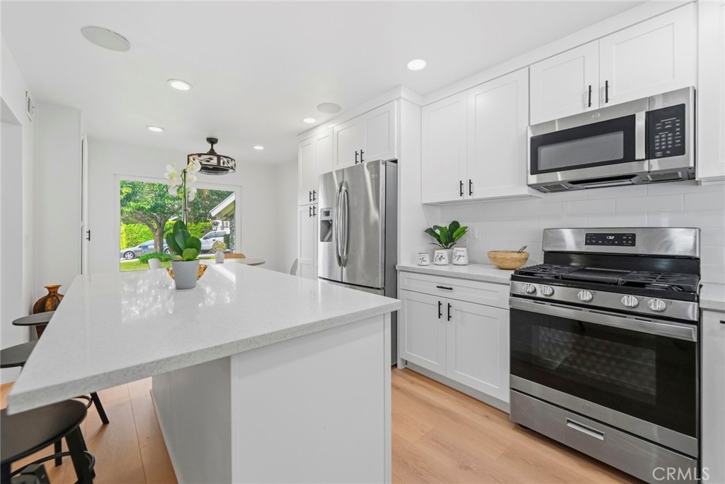 7 Boone Irvine, CA 92620 - Photo 7 of 32