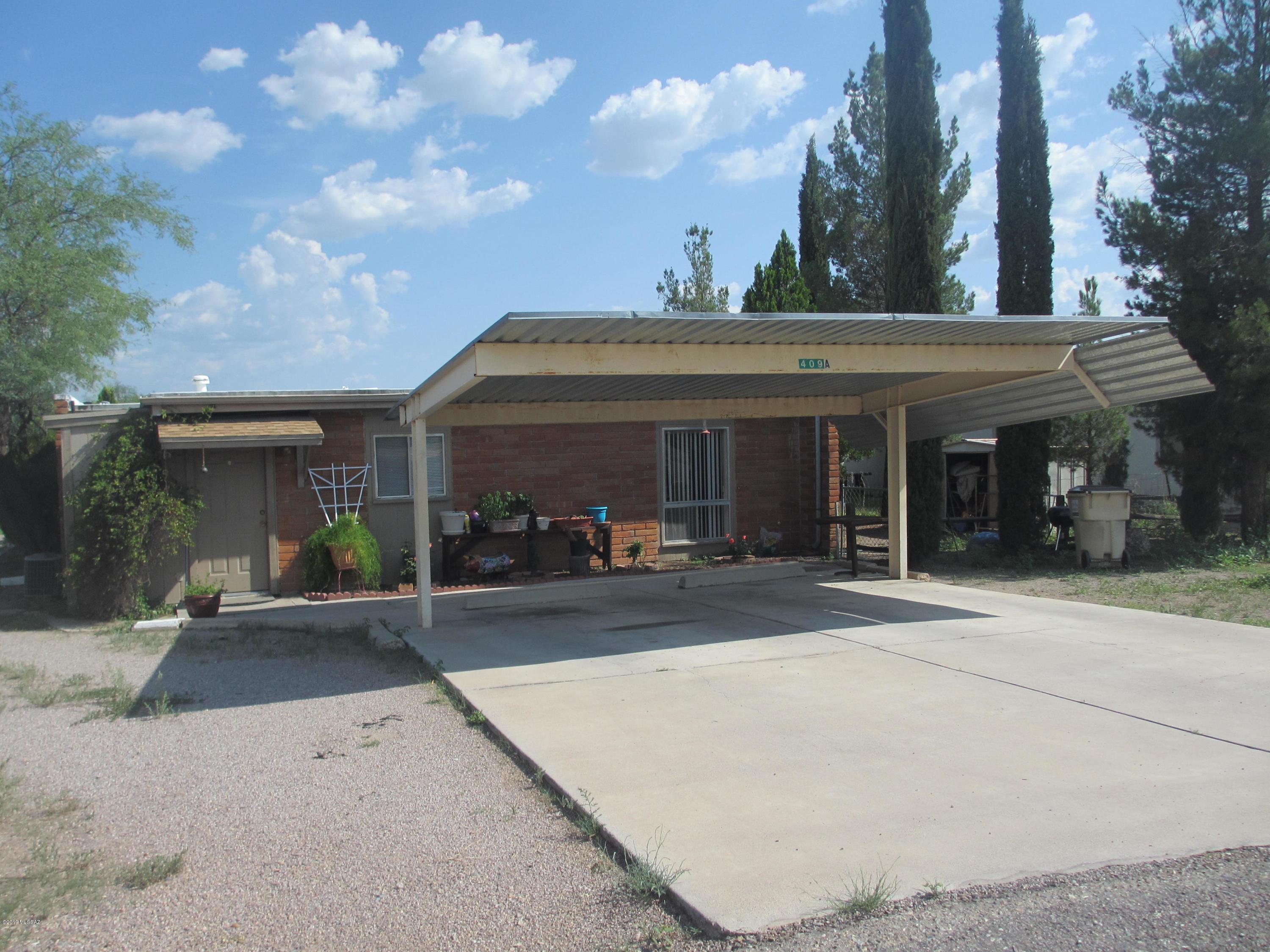 409 B Sykes Circle Rio Rico, AZ 85648 - Photo 5 of 26