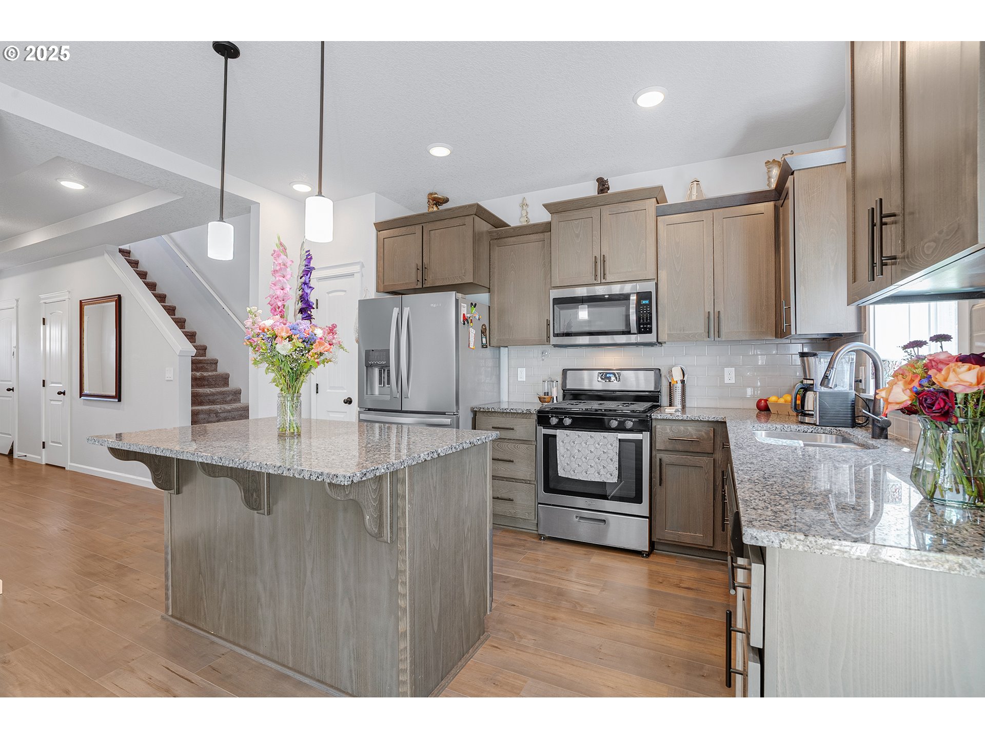 1005 South Nectarine Street Cornelius, OR 97113 - Photo 7 of 33