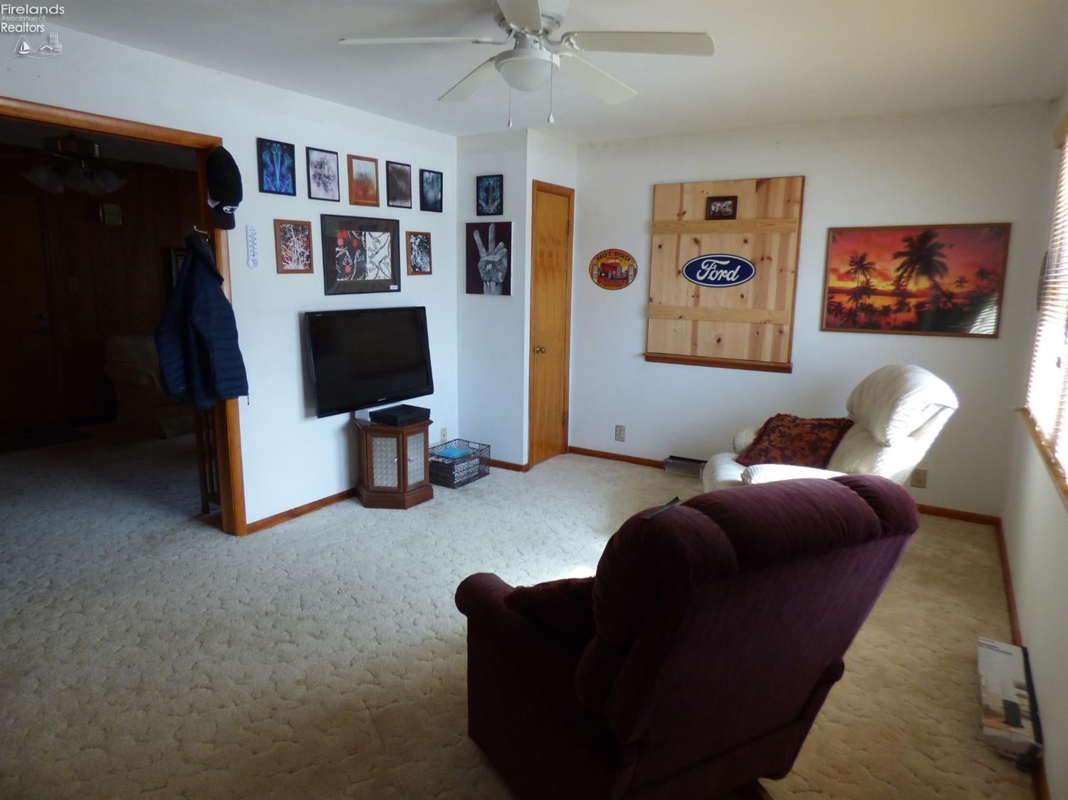 3618 West Harbor Road Port Clinton, OH 43452 - Photo 12 of 32 Gallery Image 12