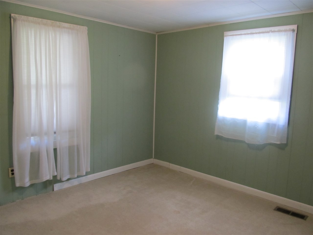527 Studebaker Street Decatur, IN 46733 - Photo 11 of 14