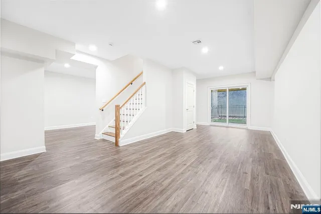 $749,000 | 18 Birdie Lane, Boonton, NJ 07005