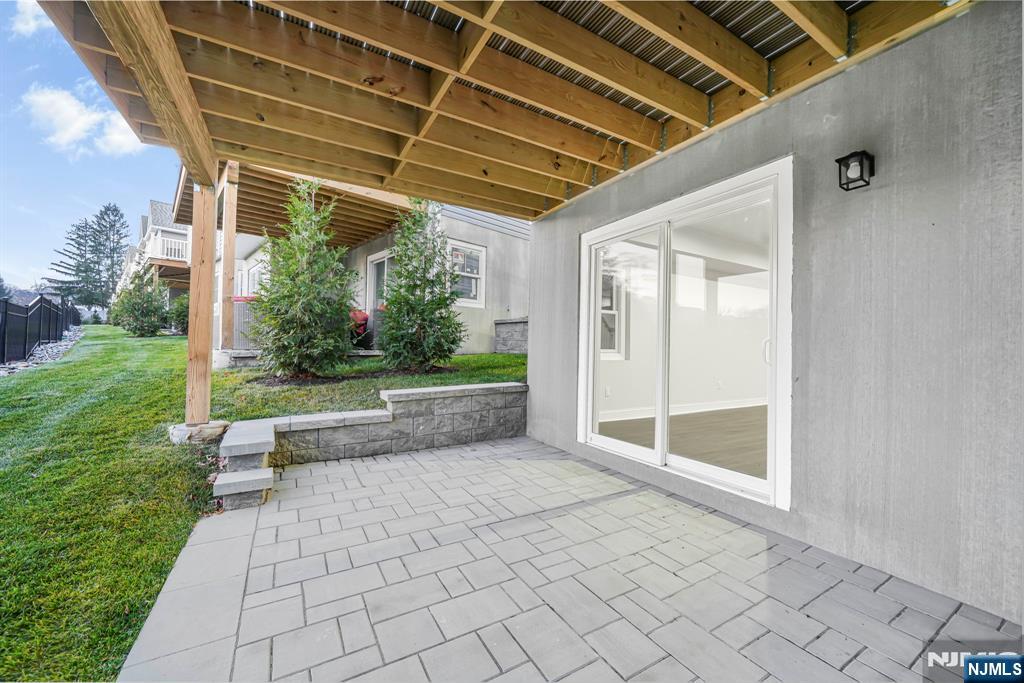 18 Birdie Lane Boonton, NJ 07005 - Photo 28 of 36 a view of outdoor space