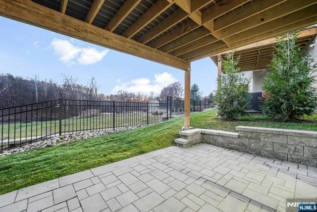 $749,000 | 18 Birdie Lane, Boonton, NJ 07005