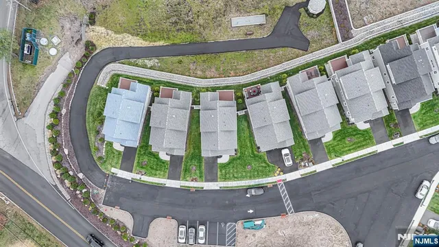 $749,000 | 18 Birdie Lane, Boonton, NJ 07005