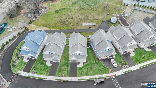 $749,000 | 18 Birdie Lane, Boonton, NJ 07005