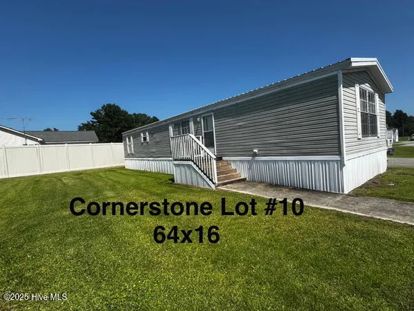 $1,510,870 | 108 Smiths Mobile Home Park Lane, Chinquapin, NC 28521