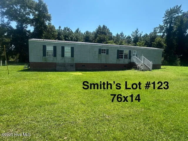 $1,510,870 | 108 Smiths Mobile Home Park Lane, Chinquapin, NC 28521