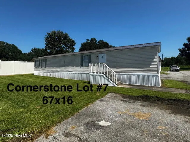 $1,510,870 | 108 Smiths Mobile Home Park Lane, Chinquapin, NC 28521