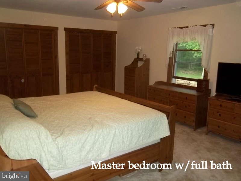1428 Ridge Road Whiteford, MD 21160 - Photo 11 of 29 Bedroom (Master)