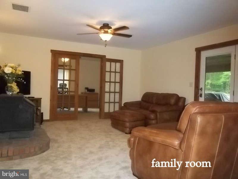 1428 Ridge Road Whiteford, MD 21160 - Photo 8 of 29 Family Room