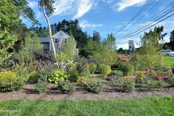 $6,500 | 13 Pittsfield Road, Lenox, MA 01240