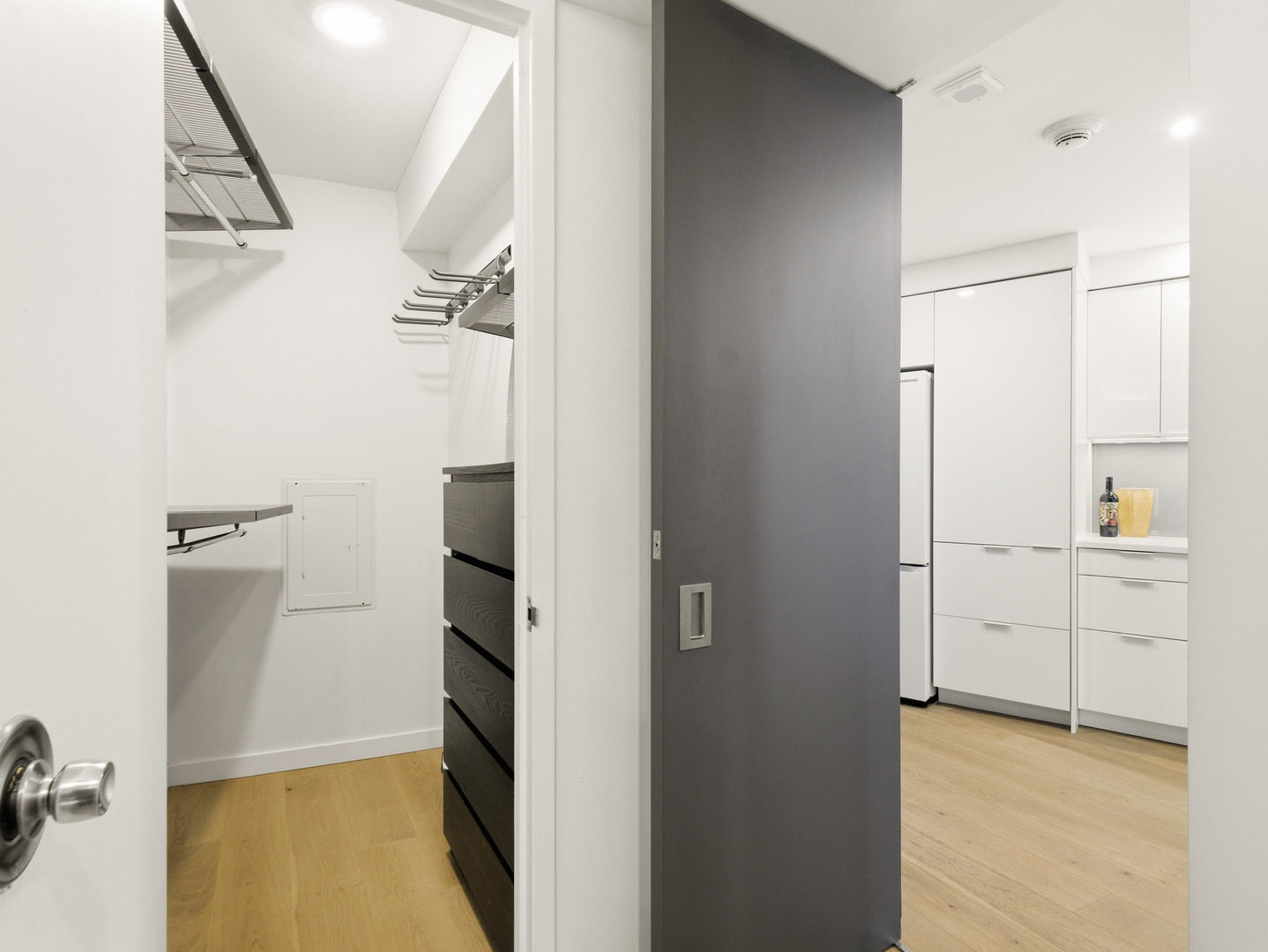 300 North State Street, Unit 2409 Chicago, IL 60654 - Photo 17 of 31