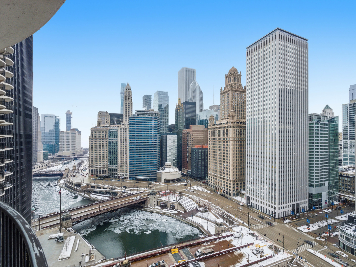 300 North State Street, Unit 2409 Chicago, IL 60654 - Photo 24 of 31