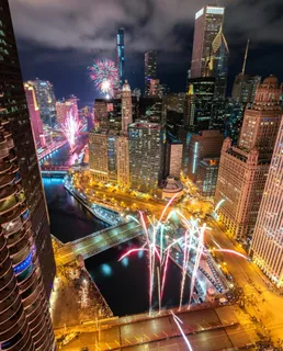 $379,900 | 300 North State Street, Unit 2409, Chicago, IL 60654