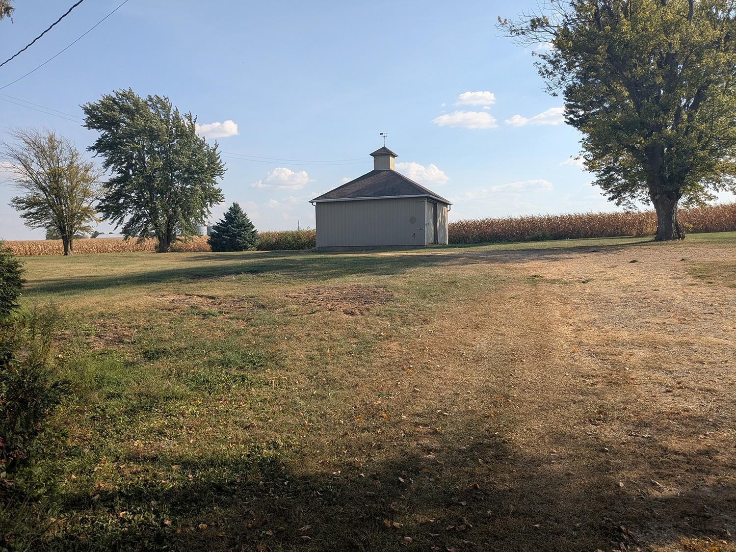 31457 Straw School Road Shannon, IL 61078 - Photo 13 of 41