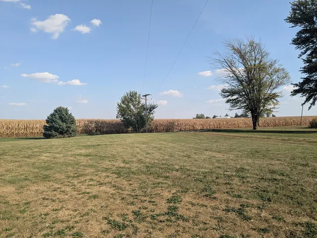 $399,000 | 31457 Straw School Road, Shannon, IL 61078