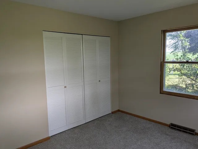 $399,000 | 31457 Straw School Road, Shannon, IL 61078