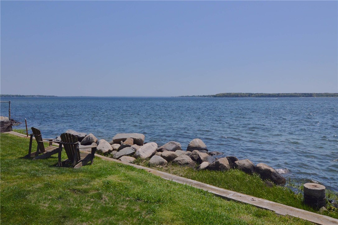 50 Melbourn Road Warwick, RI 02886 - Photo 15 of 25