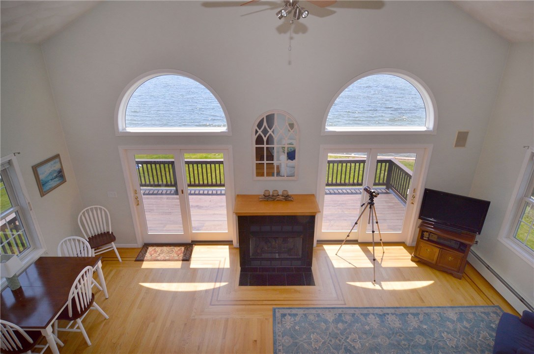 50 Melbourn Road Warwick, RI 02886 - Photo 8 of 25